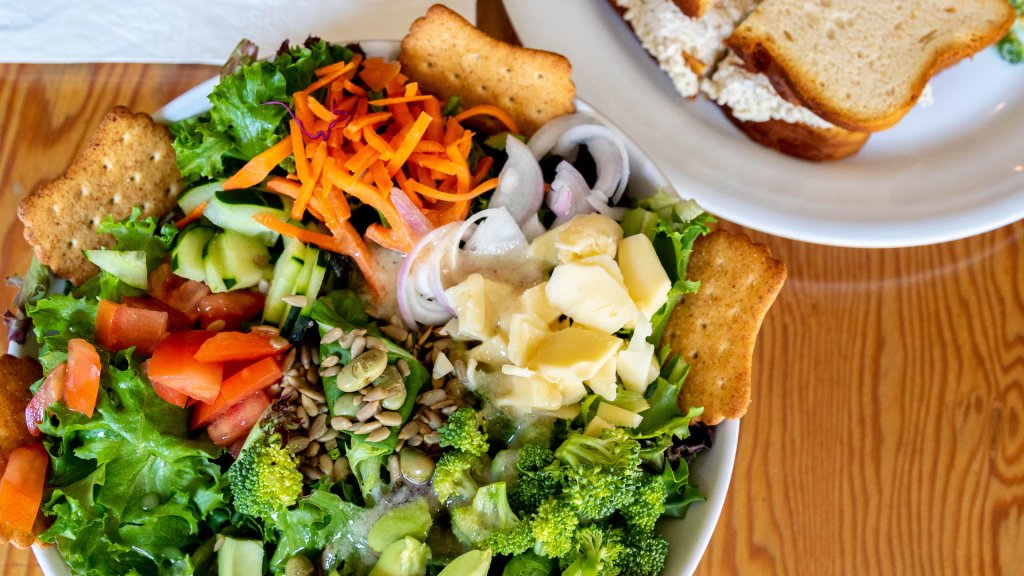 Experience the Best Lunch Spots in the OED